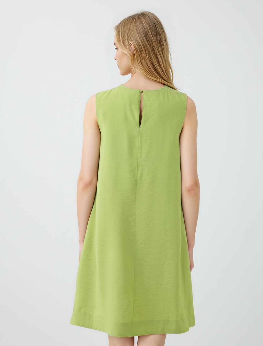 Loose Fit Crew Neck Sleeveless-Sleeve Dress - 5SW064480