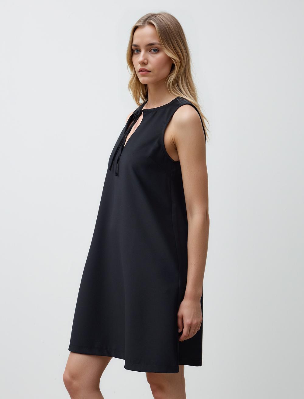 Loose Fit Sleeveless-Sleeve Dress - Black - 5SW064774900