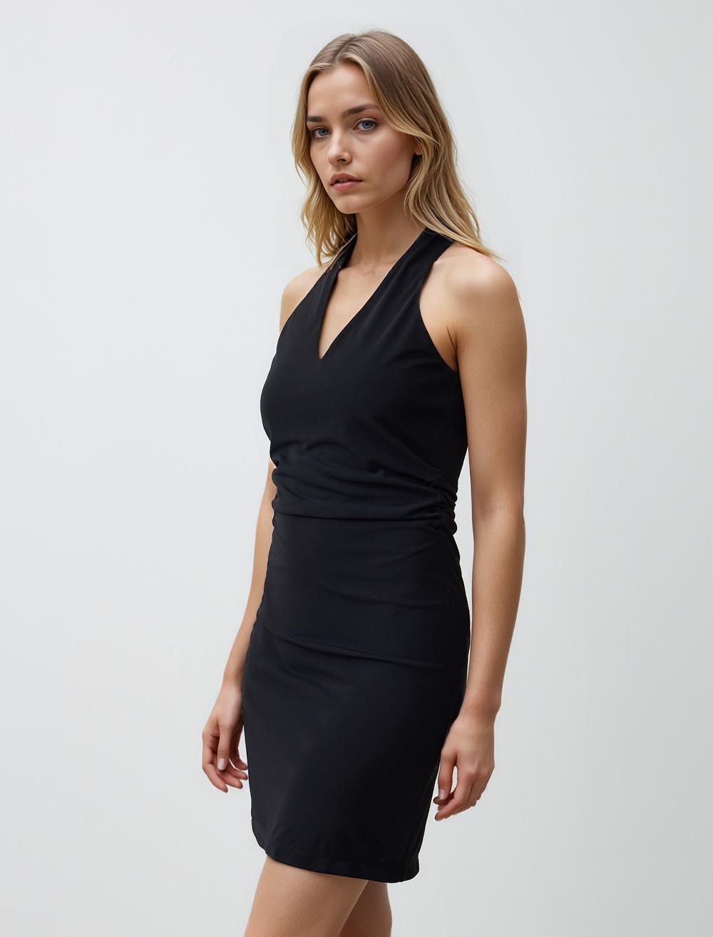 Slim Fit V-Neck Sleeveless-Sleeve Dress - Black - 5SW064796900