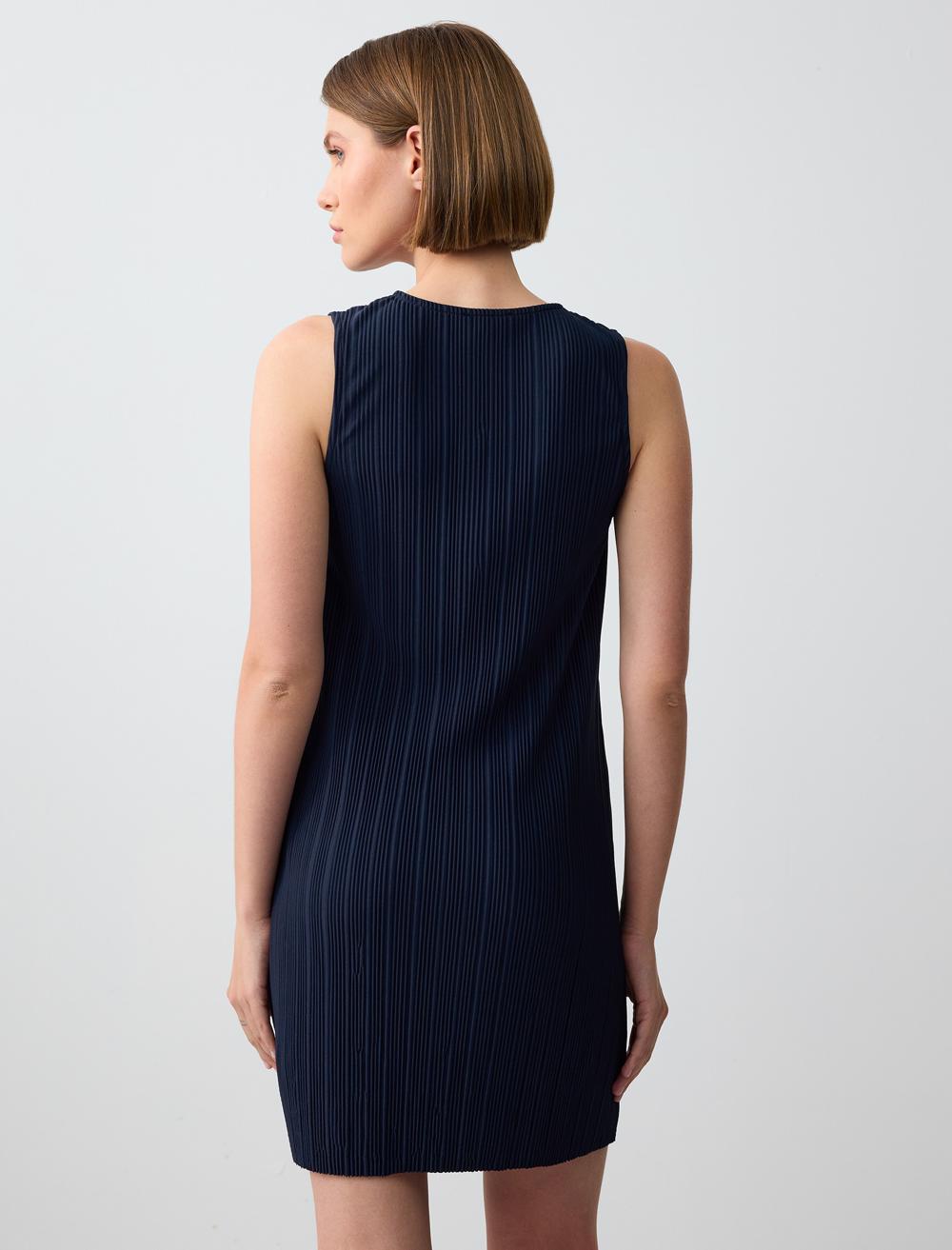 Loose Fit V-Neck Sleeveless-Sleeve Dress - 5SW064992
