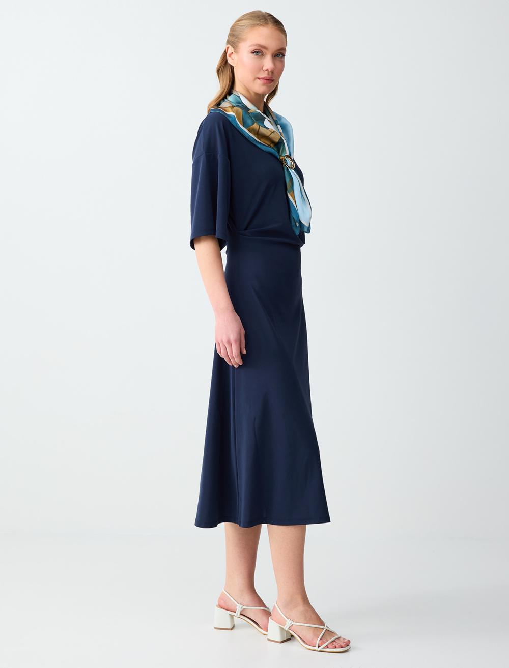 Slim Fit Crew Neck Dress - Dark Blue - 6SW065526494