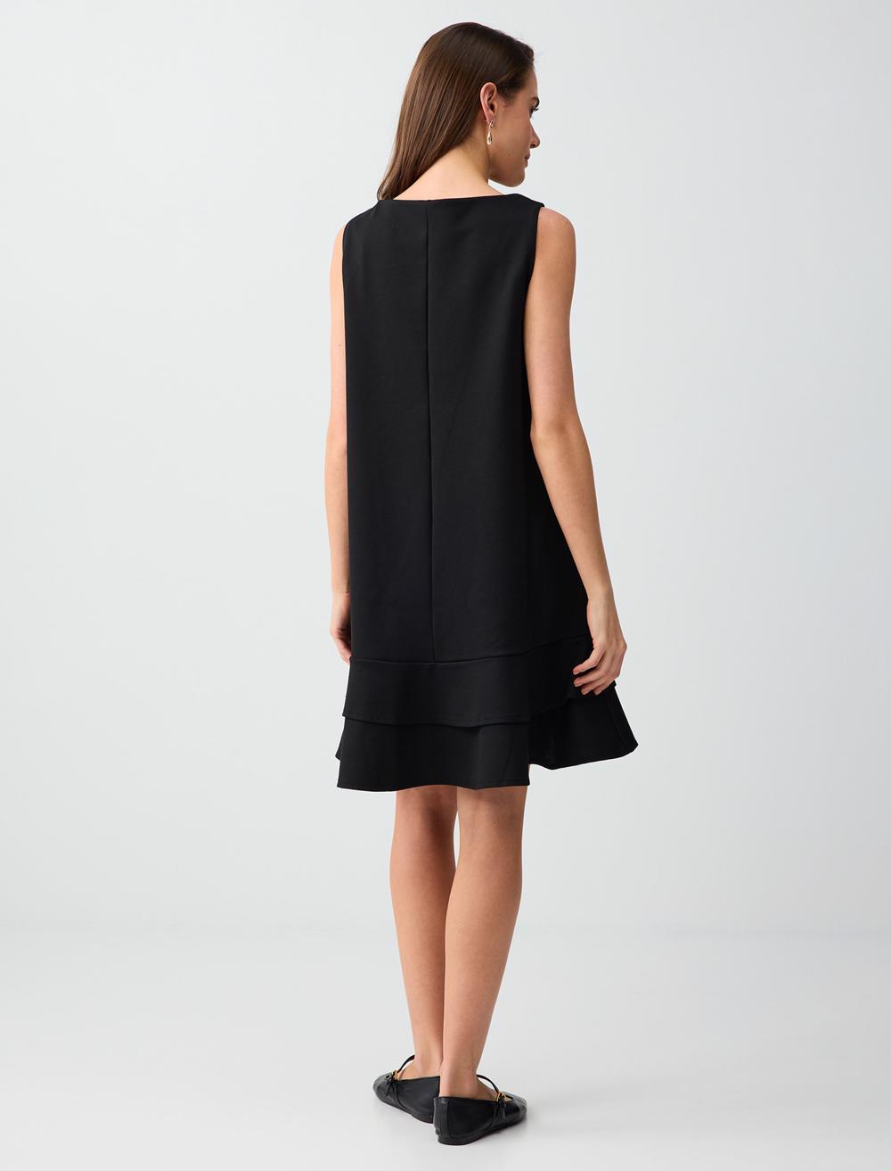 Loose Fit Off-The-Shoulder Dress - Black - 6SW066653900