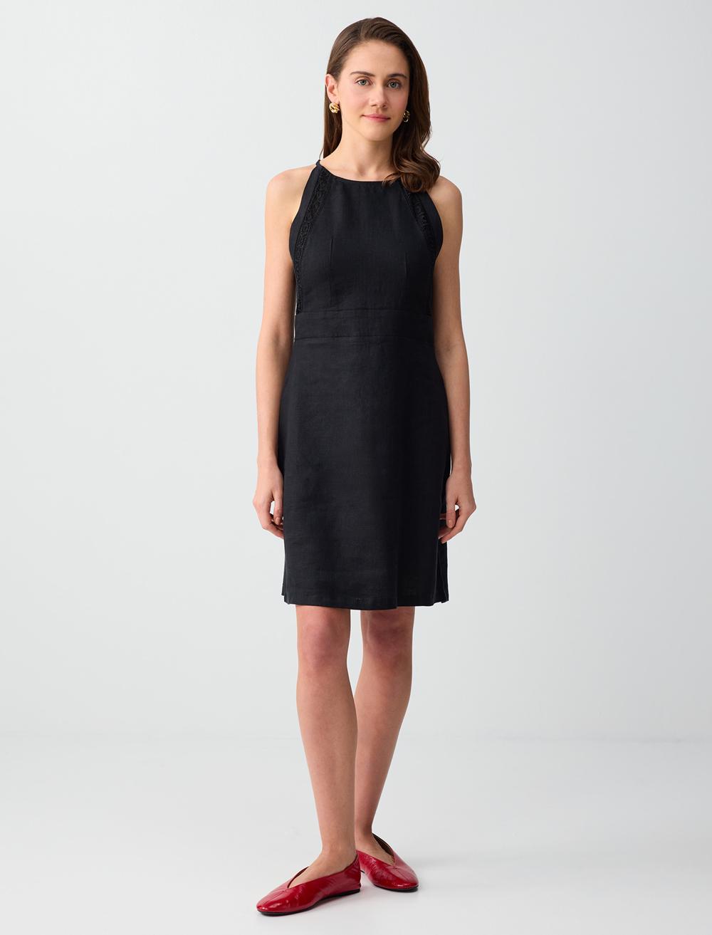 Slim Fit Dress - Black - 6SW066703900