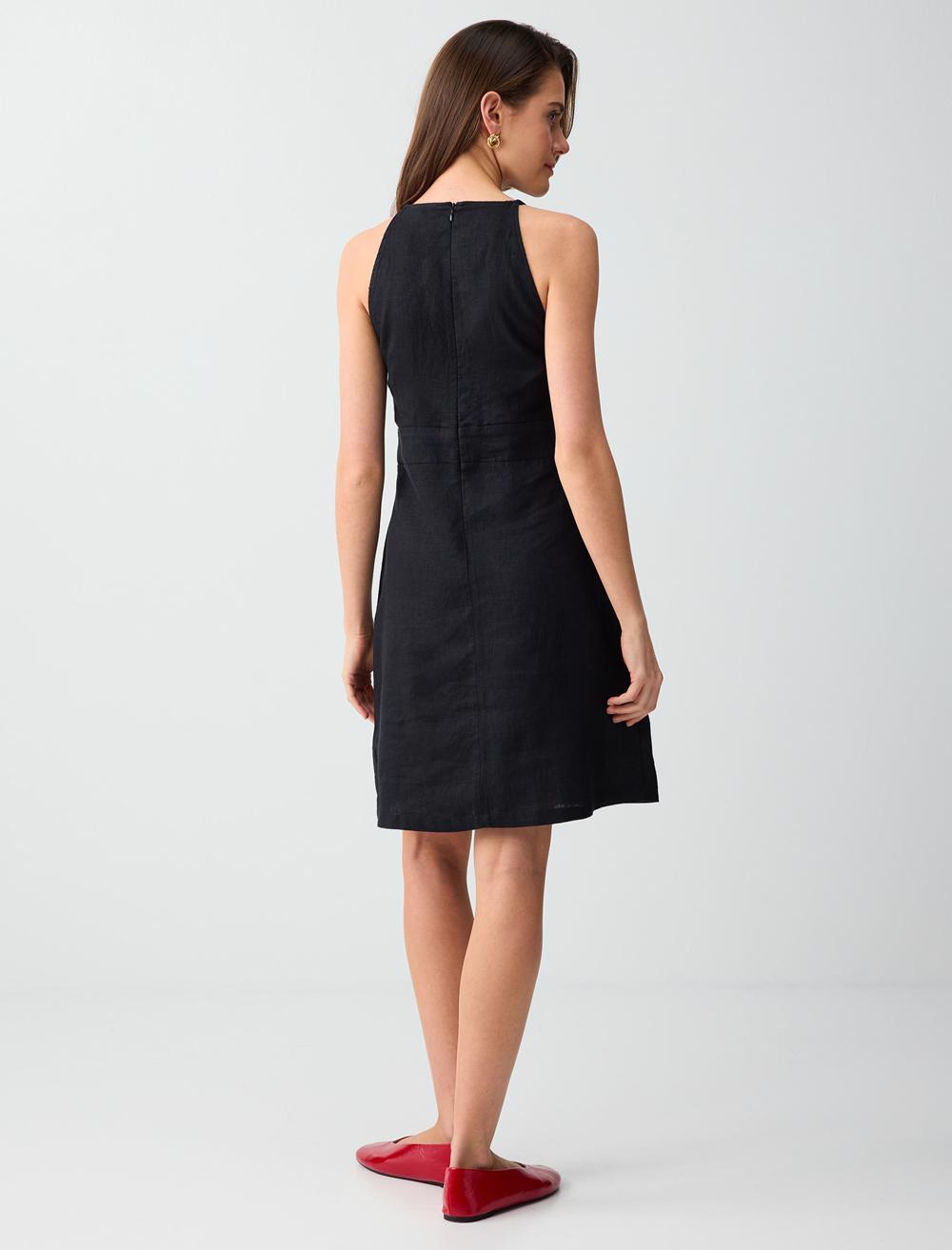 Slim Fit Dress - Black - 6SW066703900