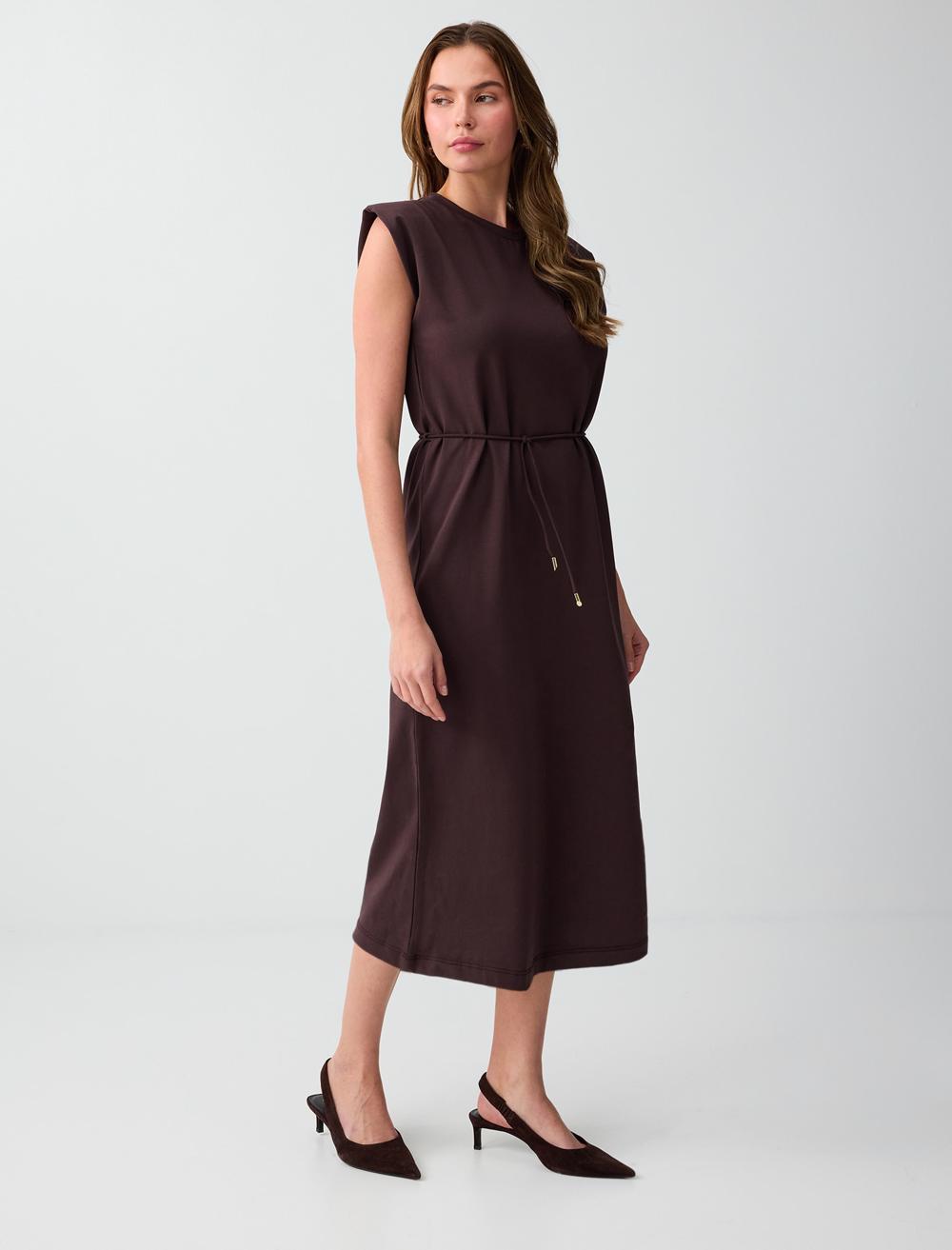 Normal Fit Crew Neck Sleeveless Dress - Bitter Brown - 6SW066800803