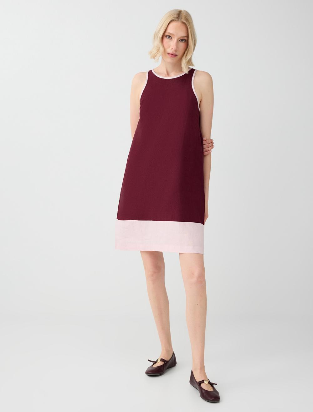 Normal Fit Crew Neck Sleeveless Dress - Burgundy - 6SW067243562