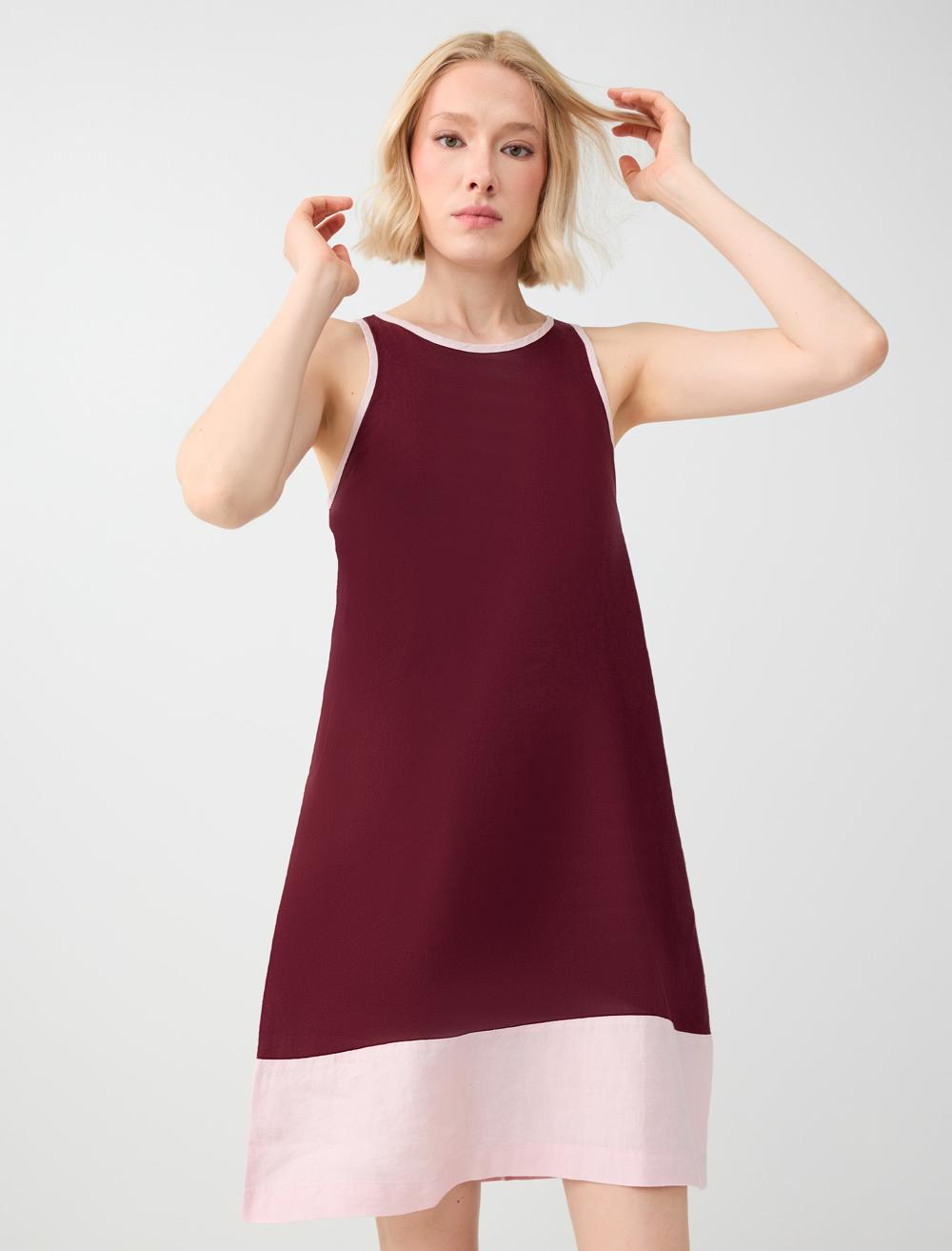 Normal Fit Crew Neck Sleeveless Dress - Burgundy - 6SW067243562