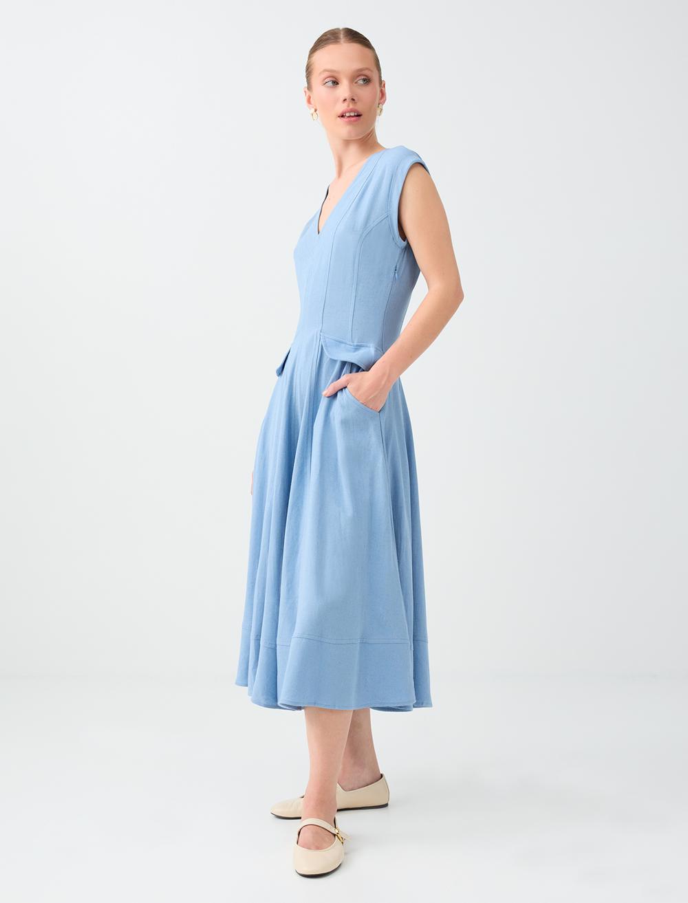 Slim Fit V-neck Sleeveless Dress - Blue - 6SW067528402