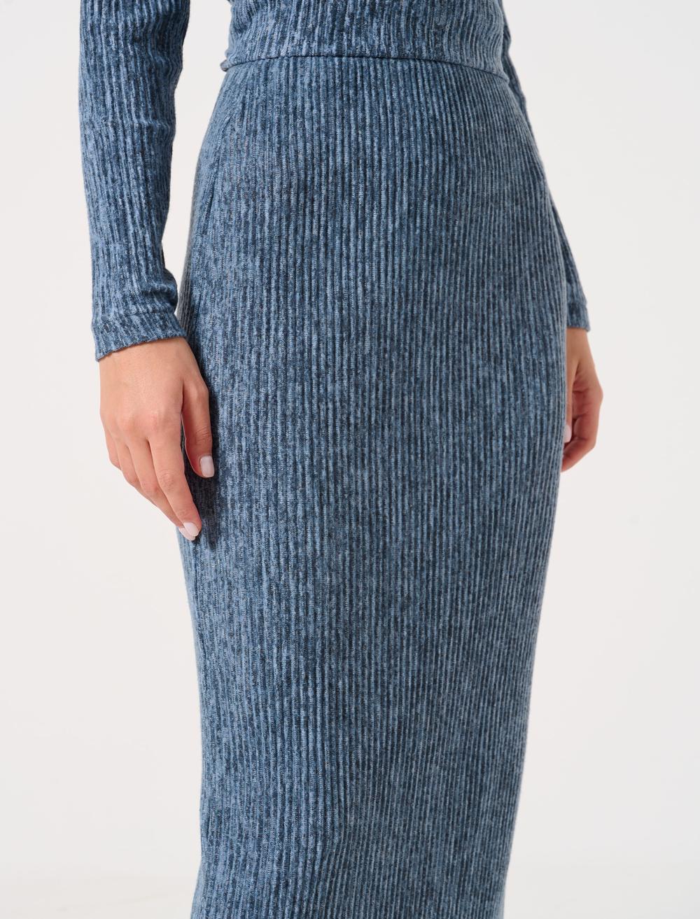 Slim Fit Normal Waist Midi Skirt - Blue - 22K12F1132433