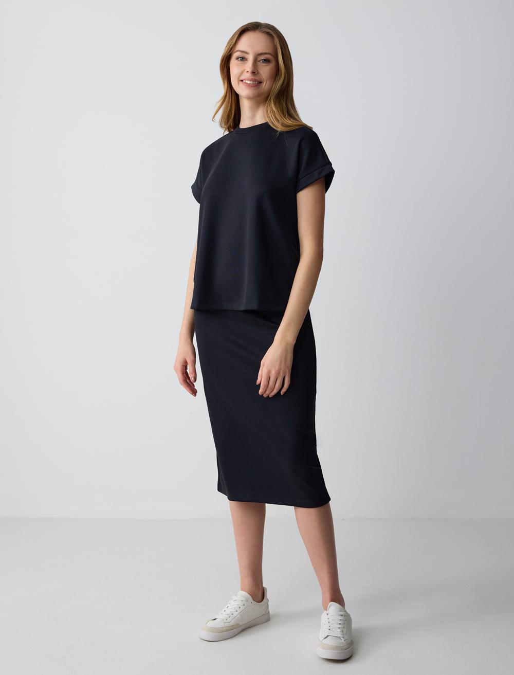 Slim Fit Skirt - Black - 5SW072799900