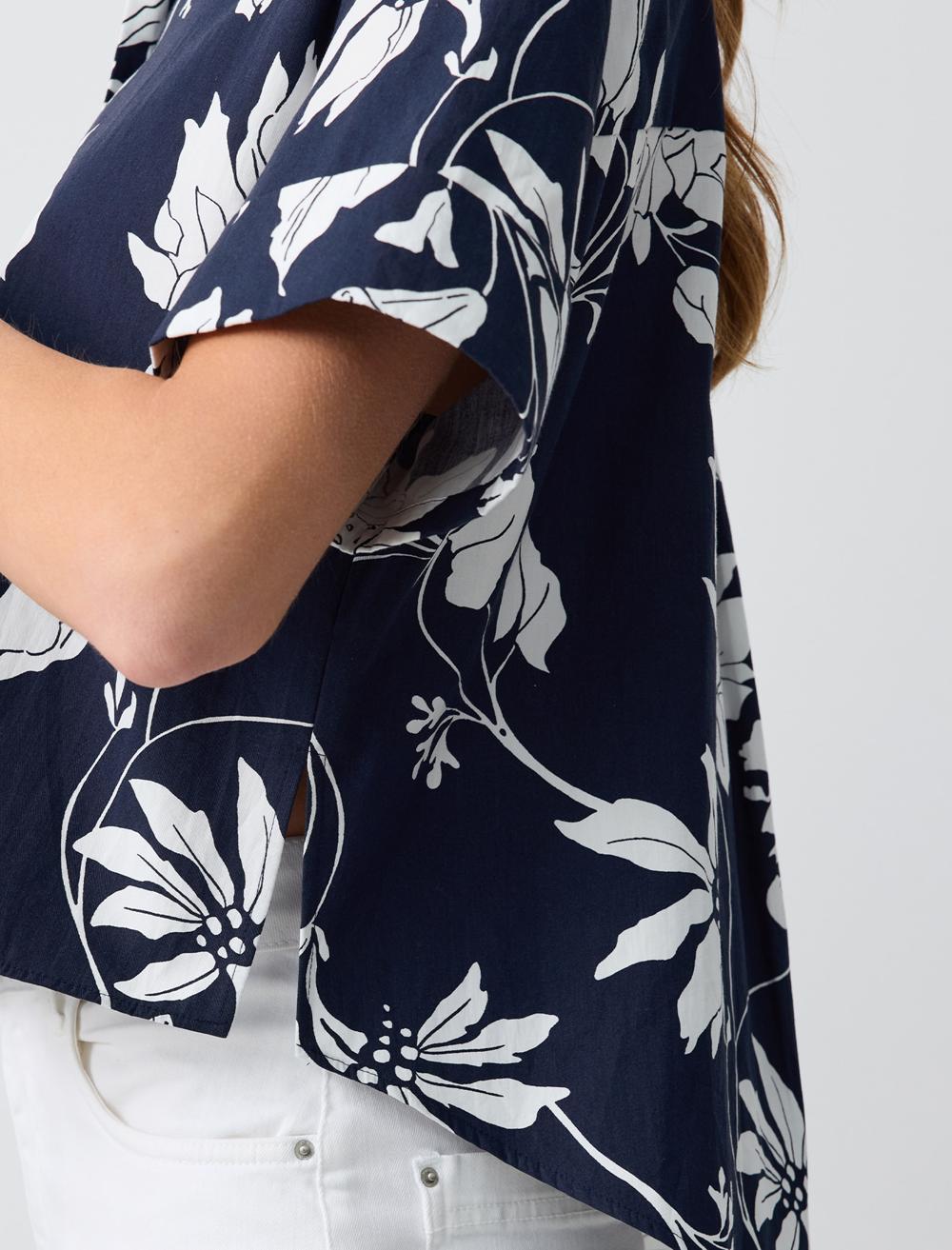 Loose Fit Shirt Collar Short-Sleeve Shirt - 5SW083096