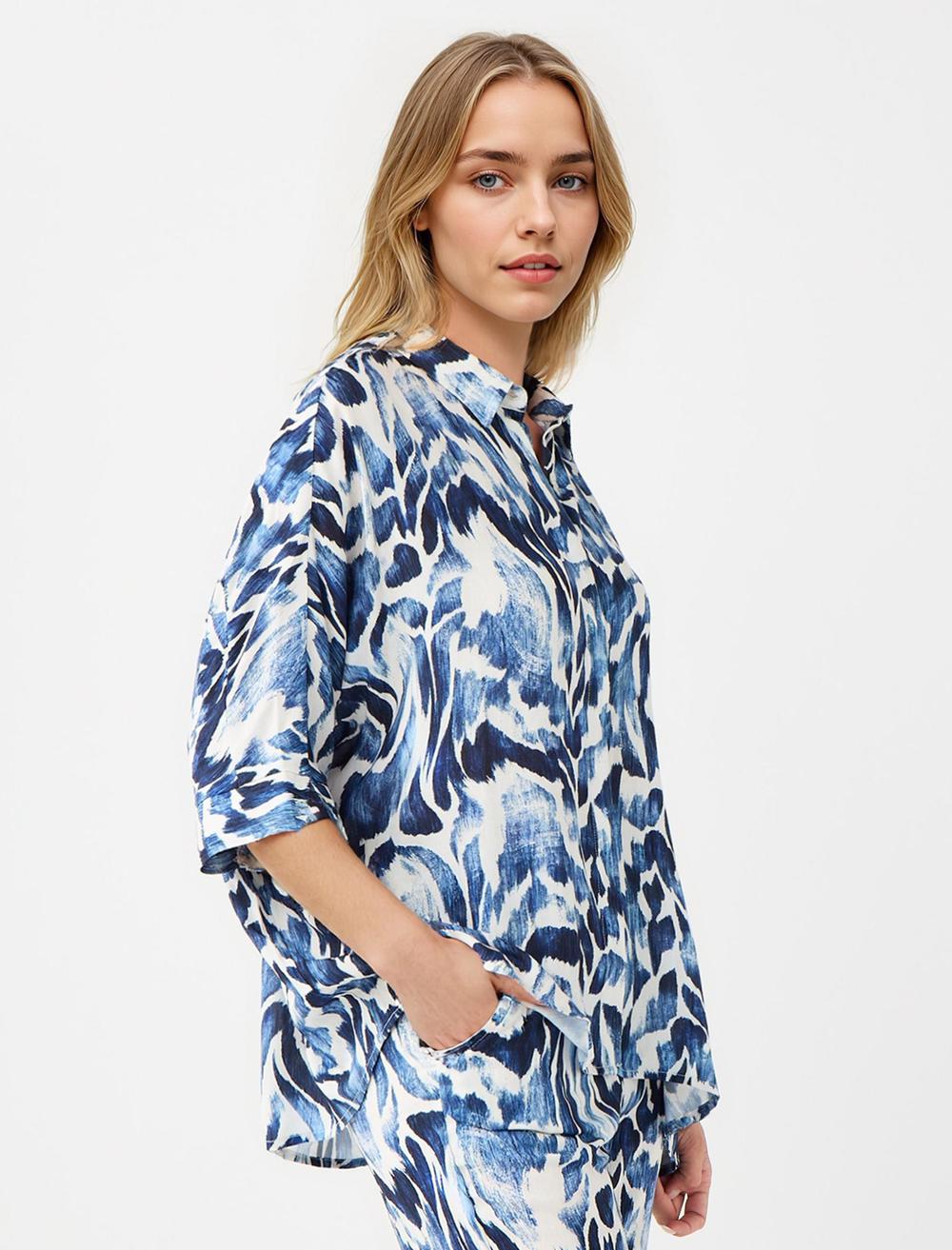 Loose Fit Shirt Collar 3/4 Length-Sleeve Shirt - 5WW085603