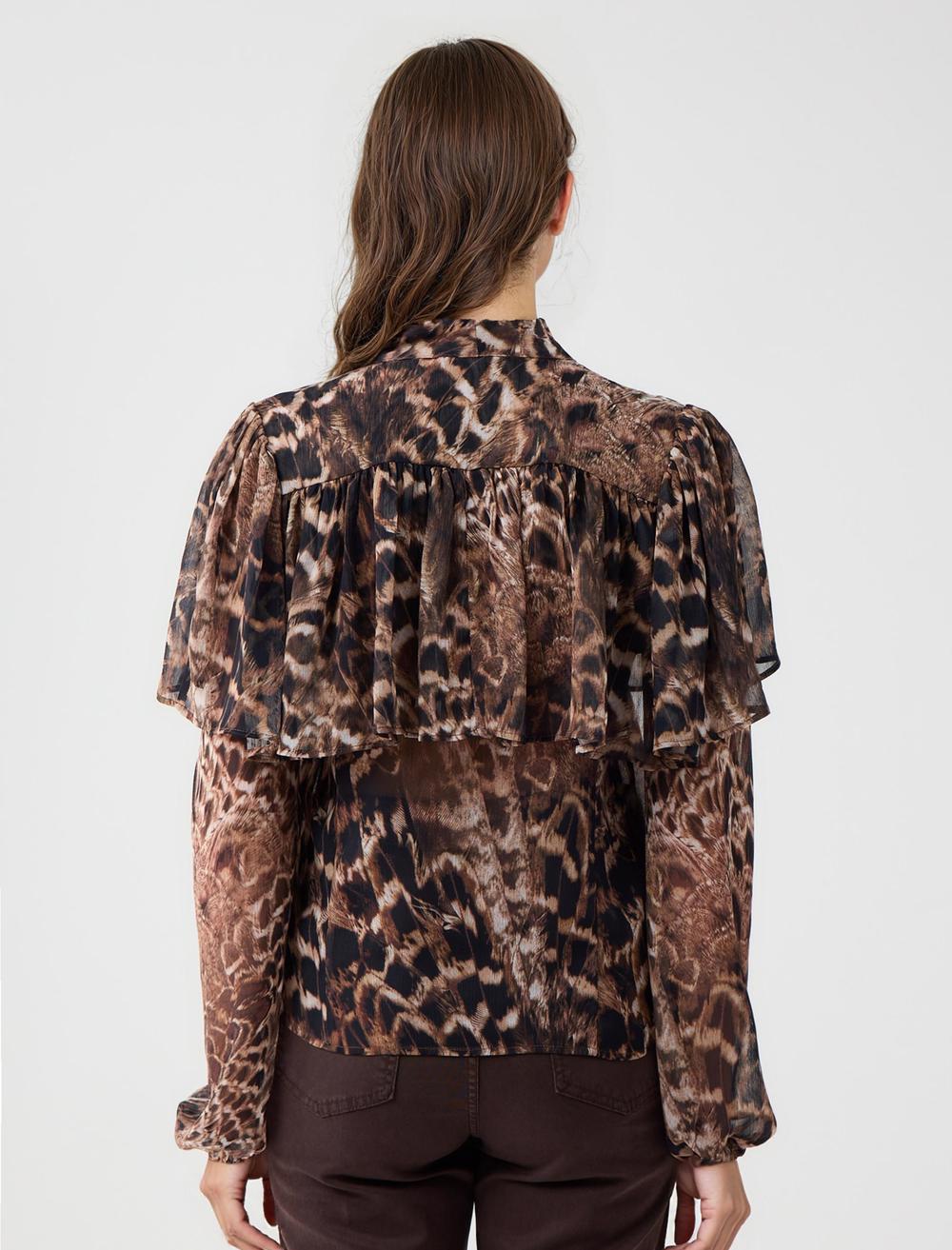 V-Neck Long-Sleeve Shirt - 5WW085612