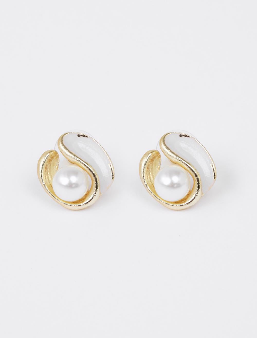 Pearl-detailed Modern Earrings