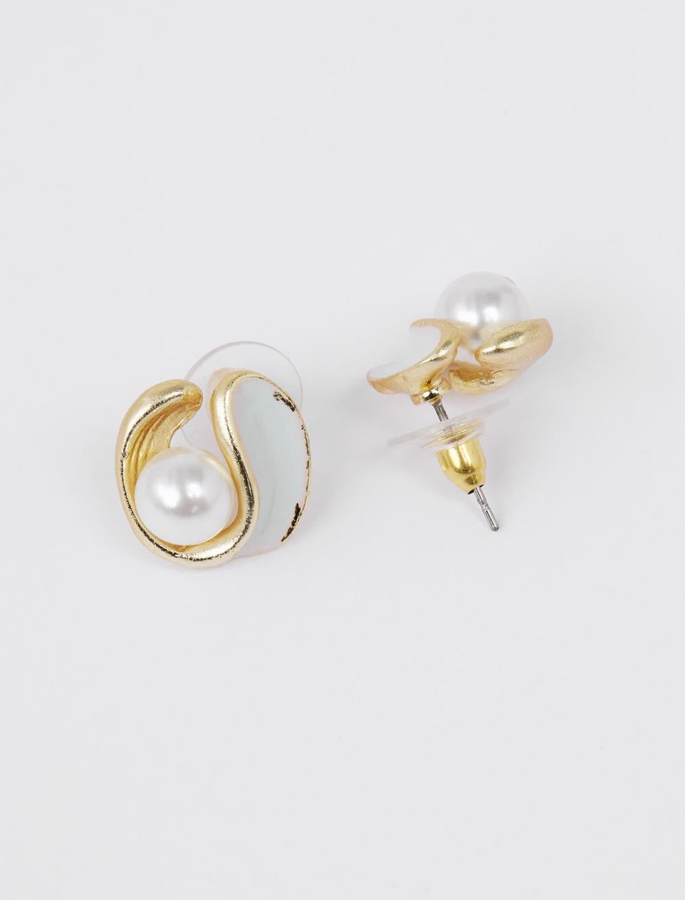 Pearl-detailed Modern Earrings
