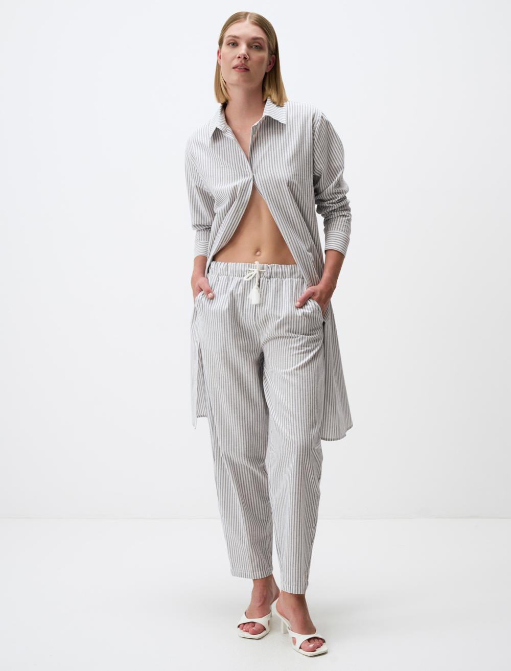 Loose Fit Sweatpants - 24SJ160006