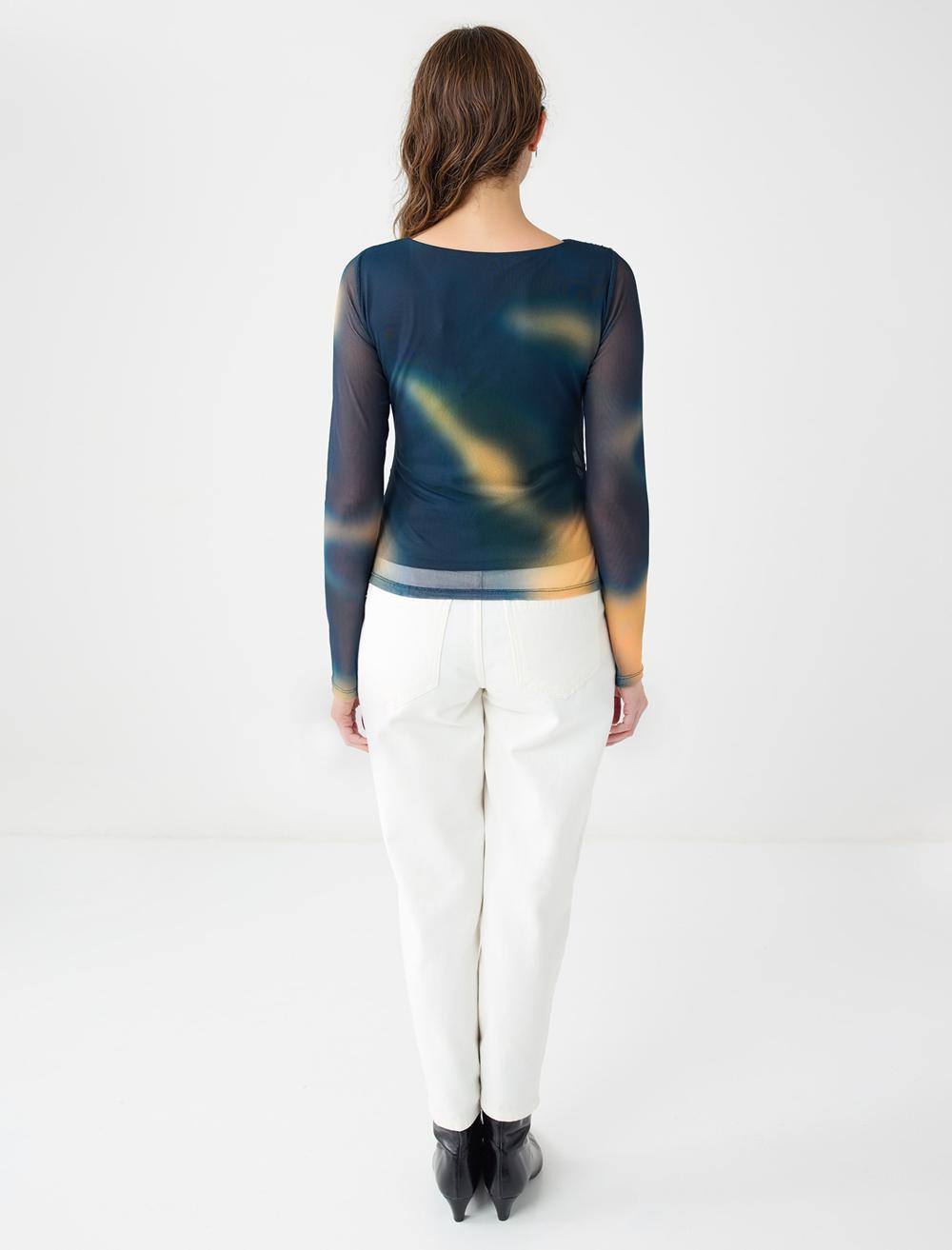 Slim Fit Off-The-Shoulder Long-Sleeve Blouse - 5WW035617