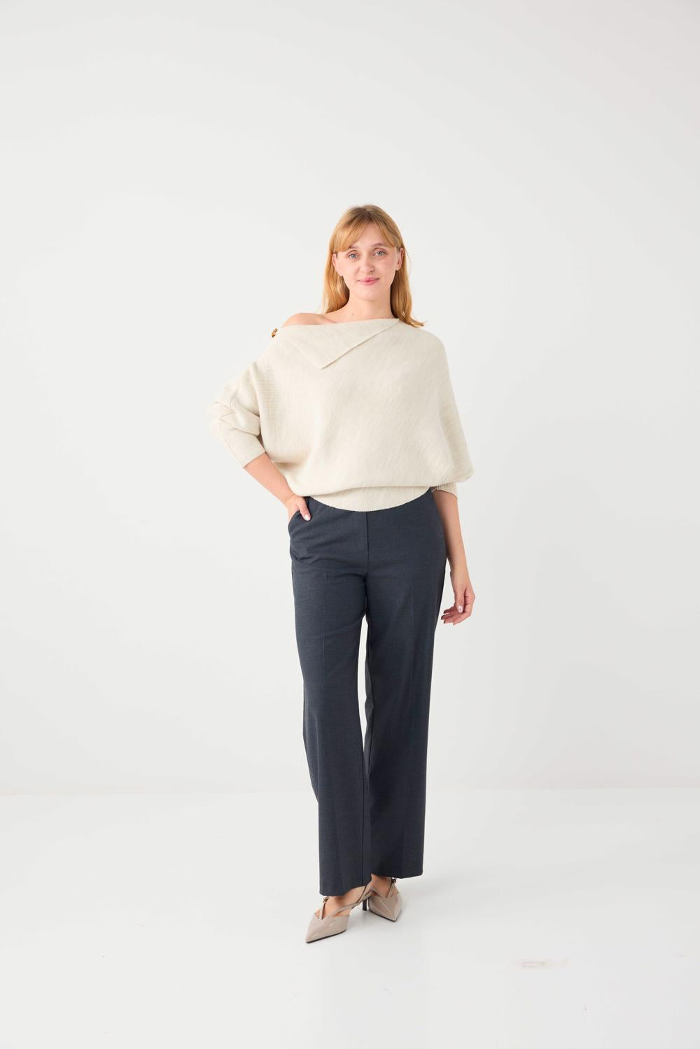 Off-Shoulder Loose Fit Knit Pullover - Beige - 5WW132894988