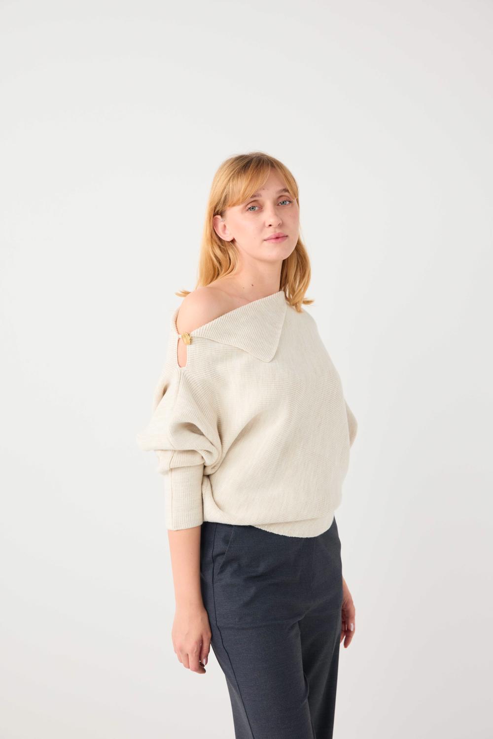 Off-Shoulder Loose Fit Knit Pullover - 5WW132894