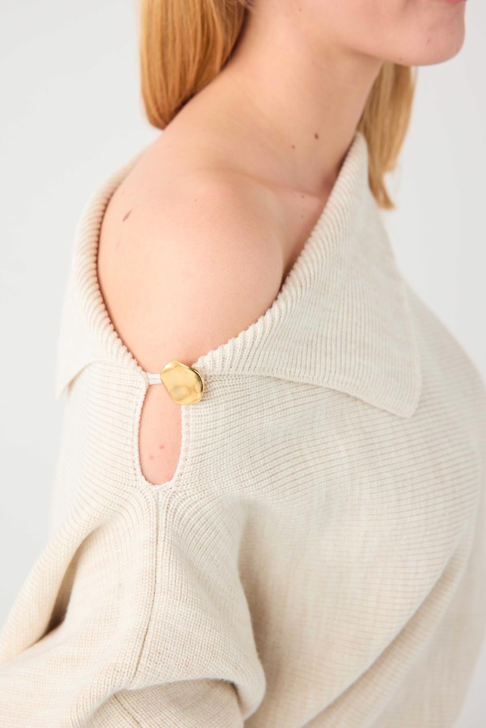 Off-Shoulder Loose Fit Knit Pullover - 5WW132894