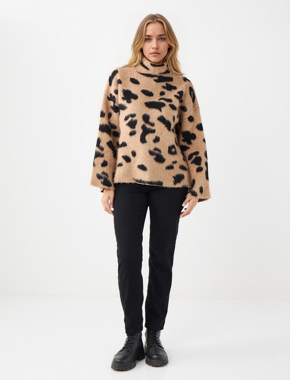 Loose Fit High Collar Long-Sleeve Pullover - Snuff-Coloured - 5WW134145762