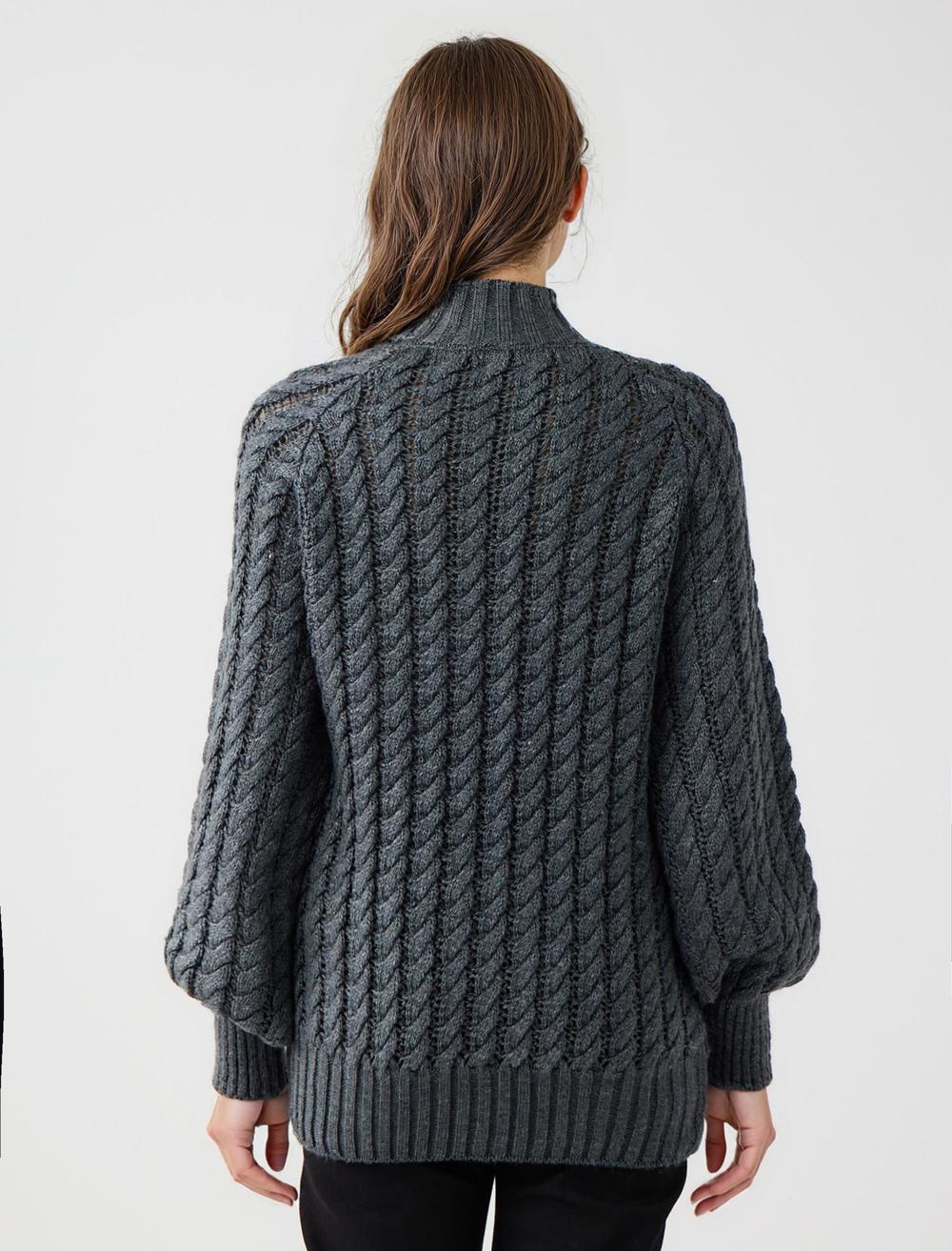 Loose Fit Polo Neck Long-Sleeve Pullover - 5WW134154