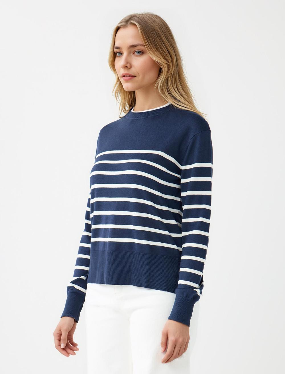 Crew Neck Long-Sleeve Pullover - Striped - 5WW134578004
