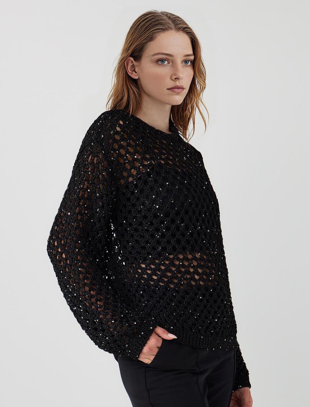 Off-The-Shoulder Long-Sleeve Pullover - Black - 5WW134597900