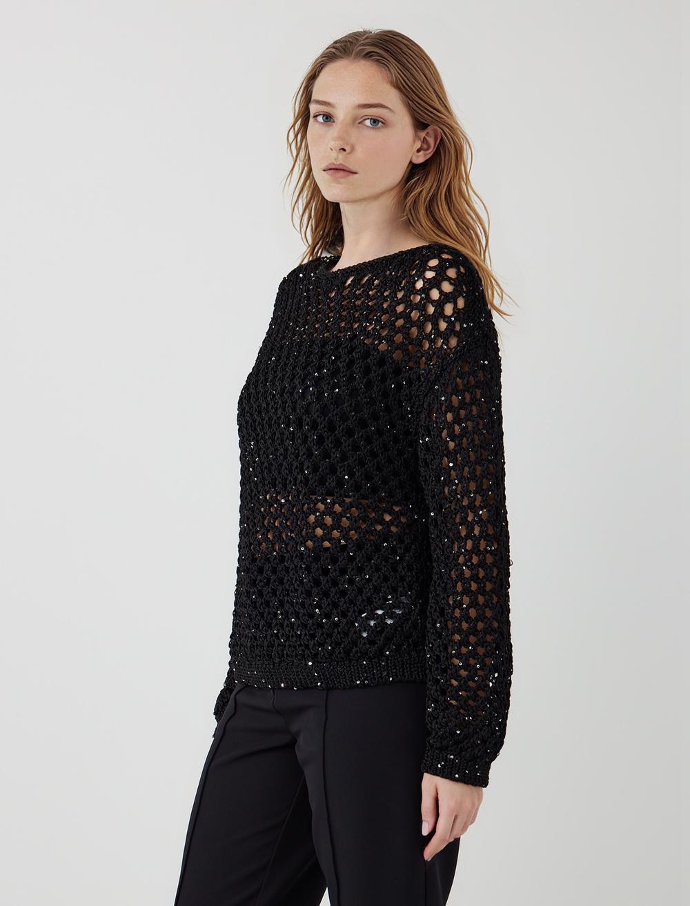 Off-The-Shoulder Long-Sleeve Pullover - Black - 5WW134597900