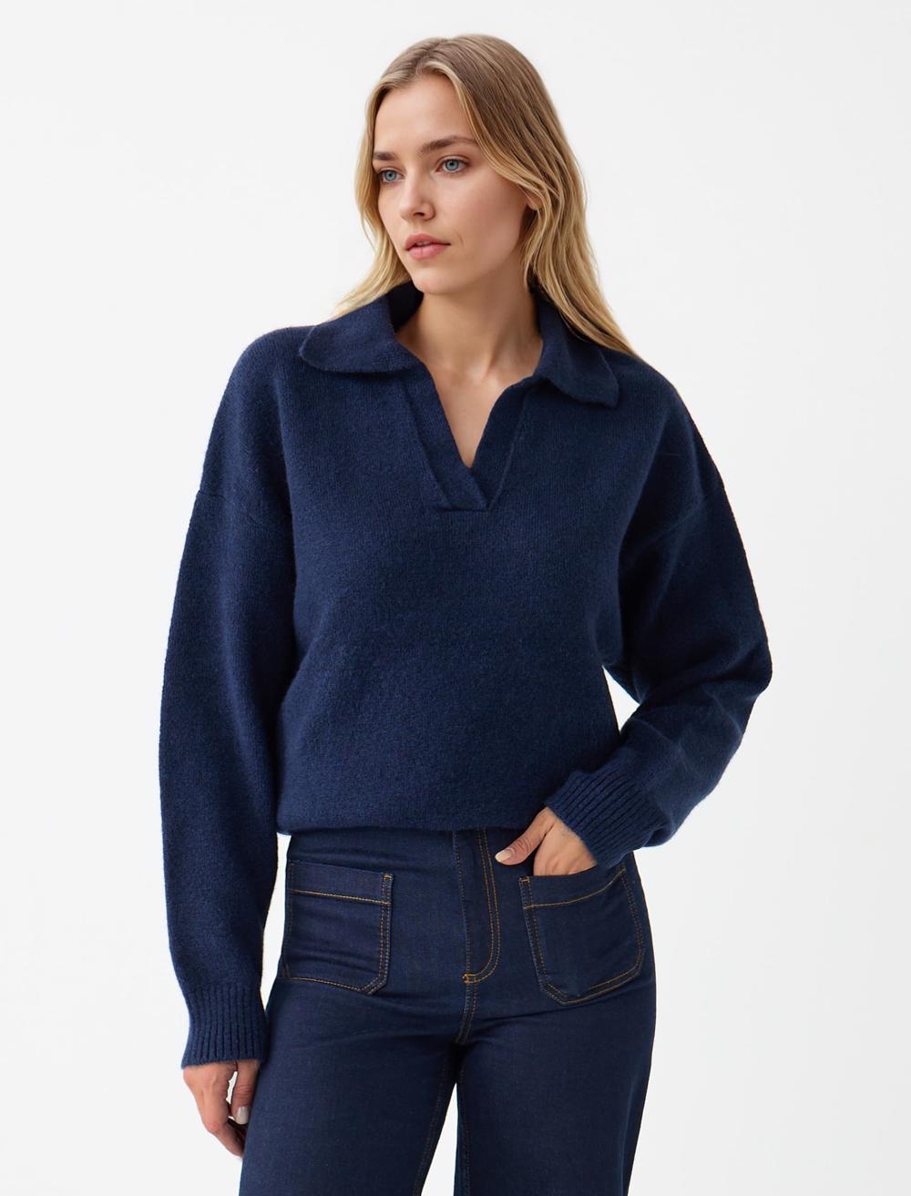 Loose Fit V-Neck Long-Sleeve Pullover - 5WW135621
