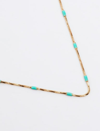 Asymmetric Patterned In-Line Ring with Shiny Stones