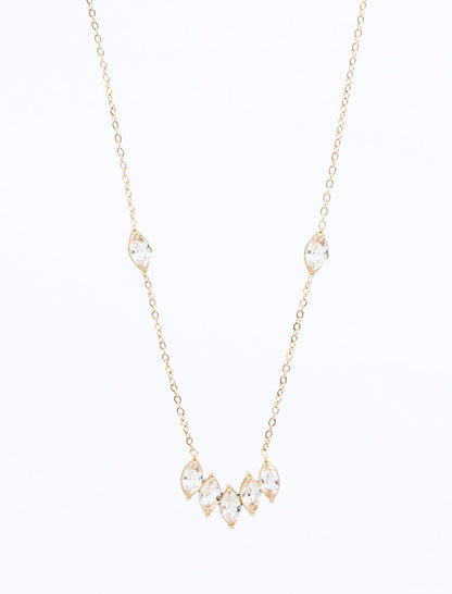Adjustable Necklace with Shiny Stone Detail