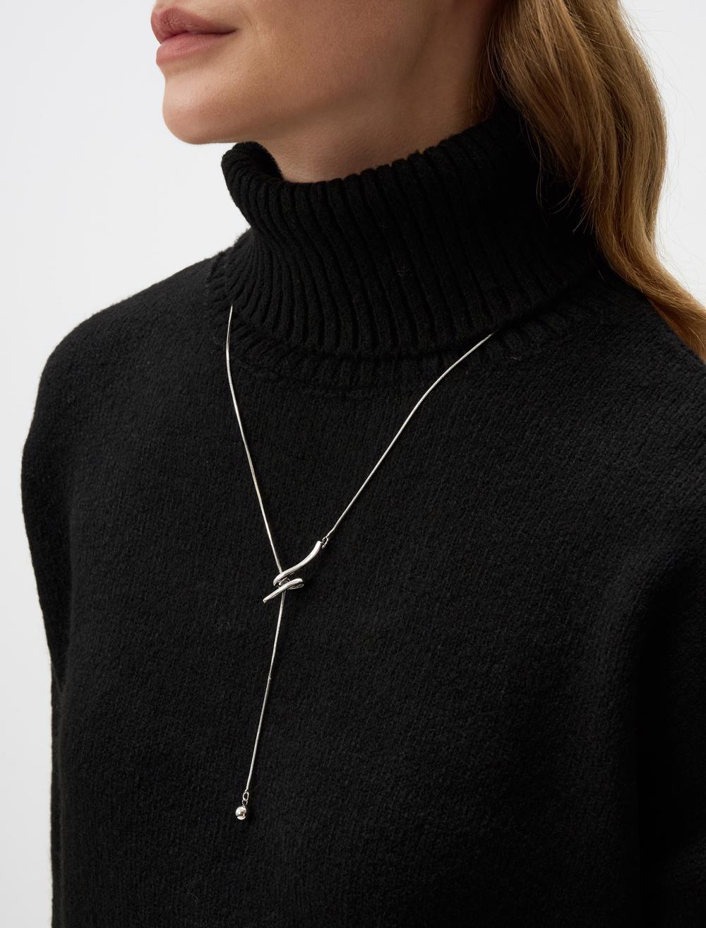 Long adjustable necklace with figures