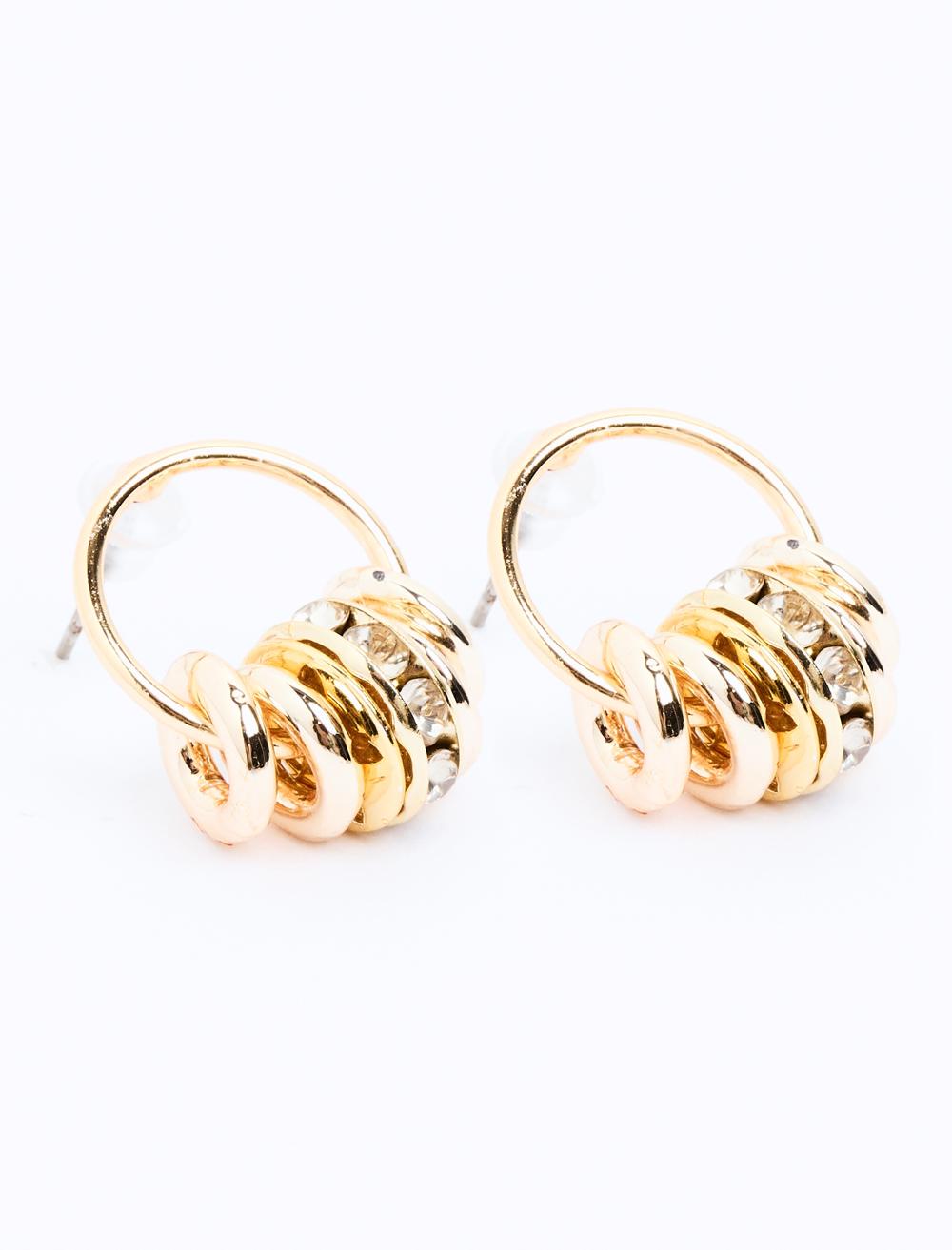 Hoop-shaped earrings