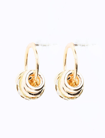 Hoop-shaped earrings