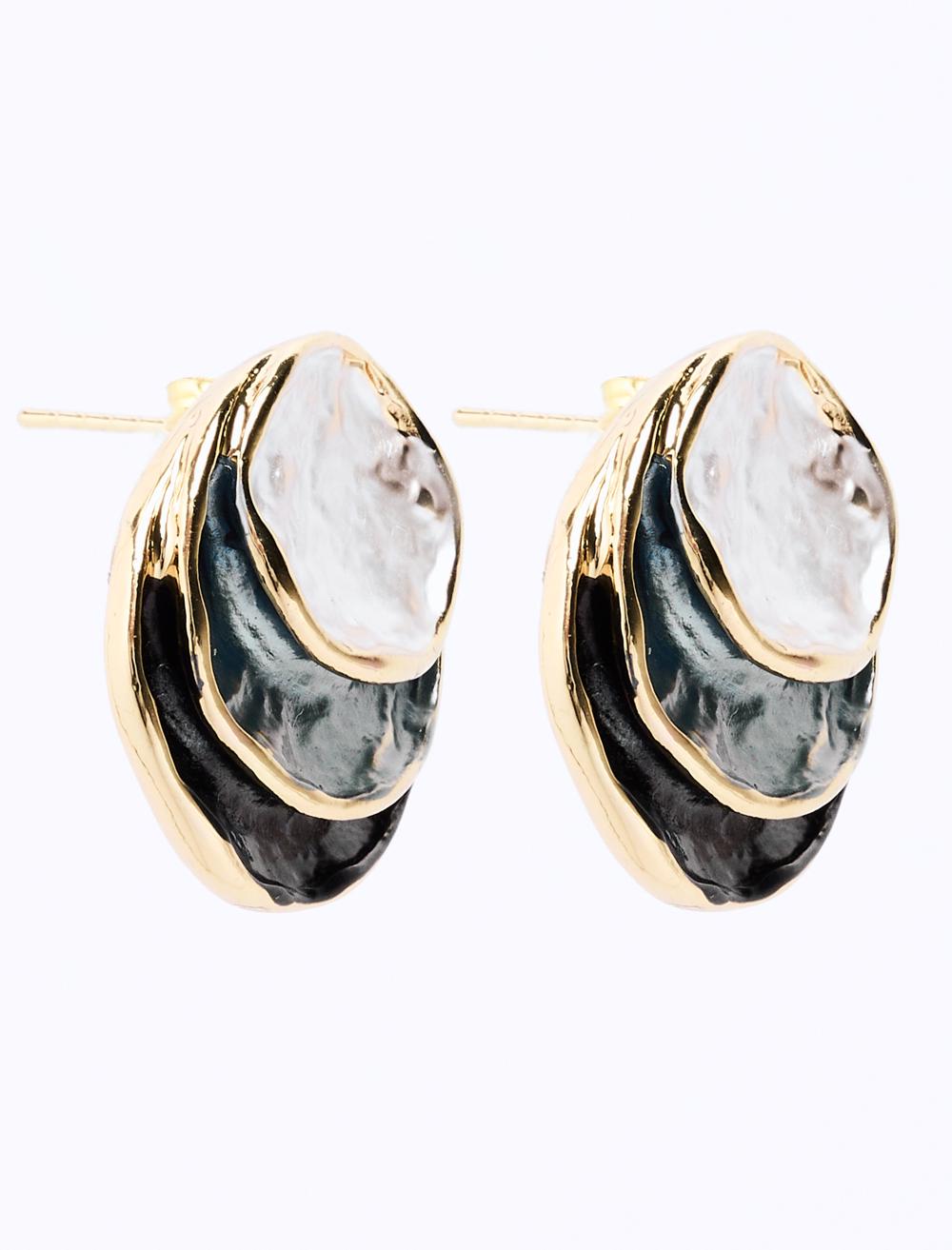 Mine-Detailed Round Figurative Earrings