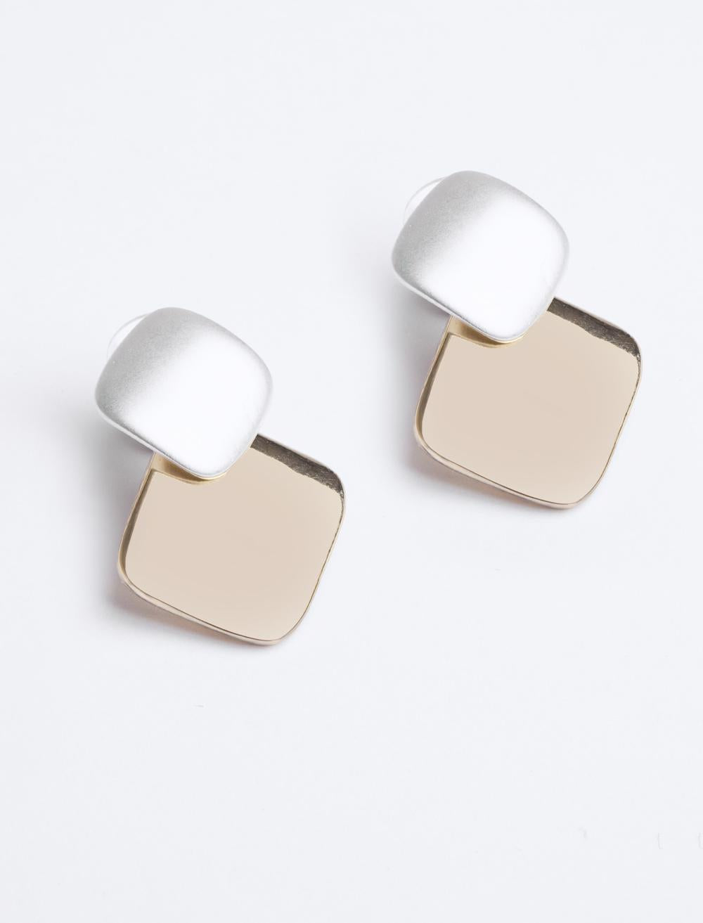 Pair of Square-shaped Earrings