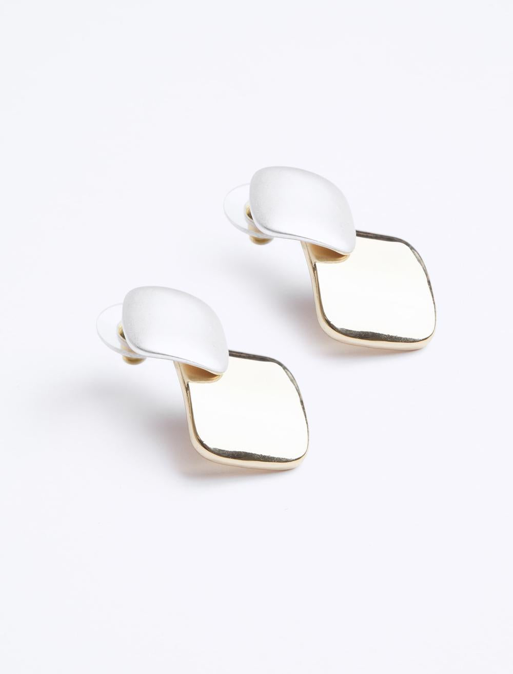 Pair of Square-shaped Earrings