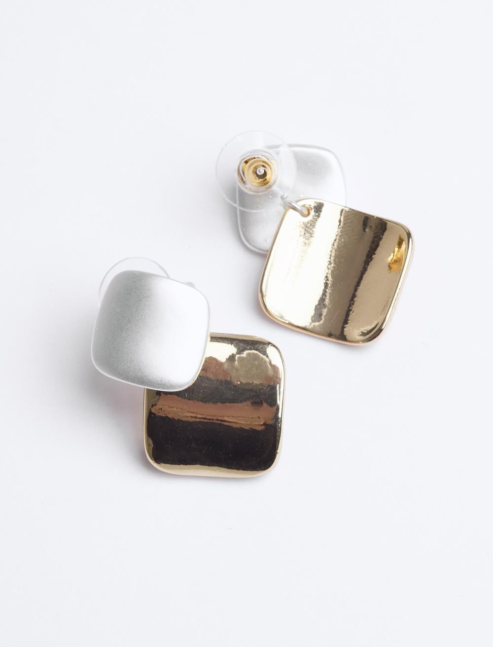 Pair of Square-shaped Earrings