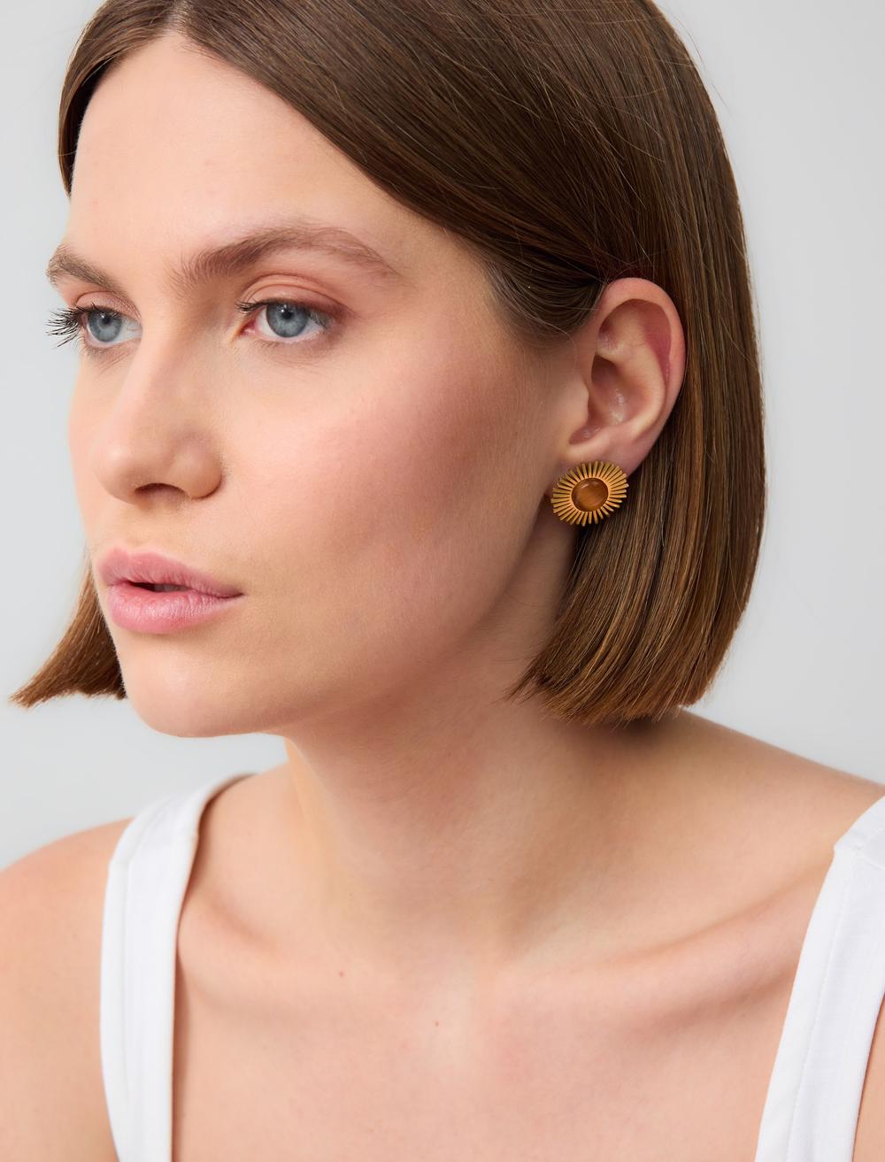Elegant Earrings with Sun Figure