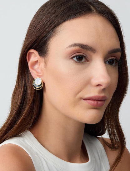 Mine-Detailed Round Figurative Earrings