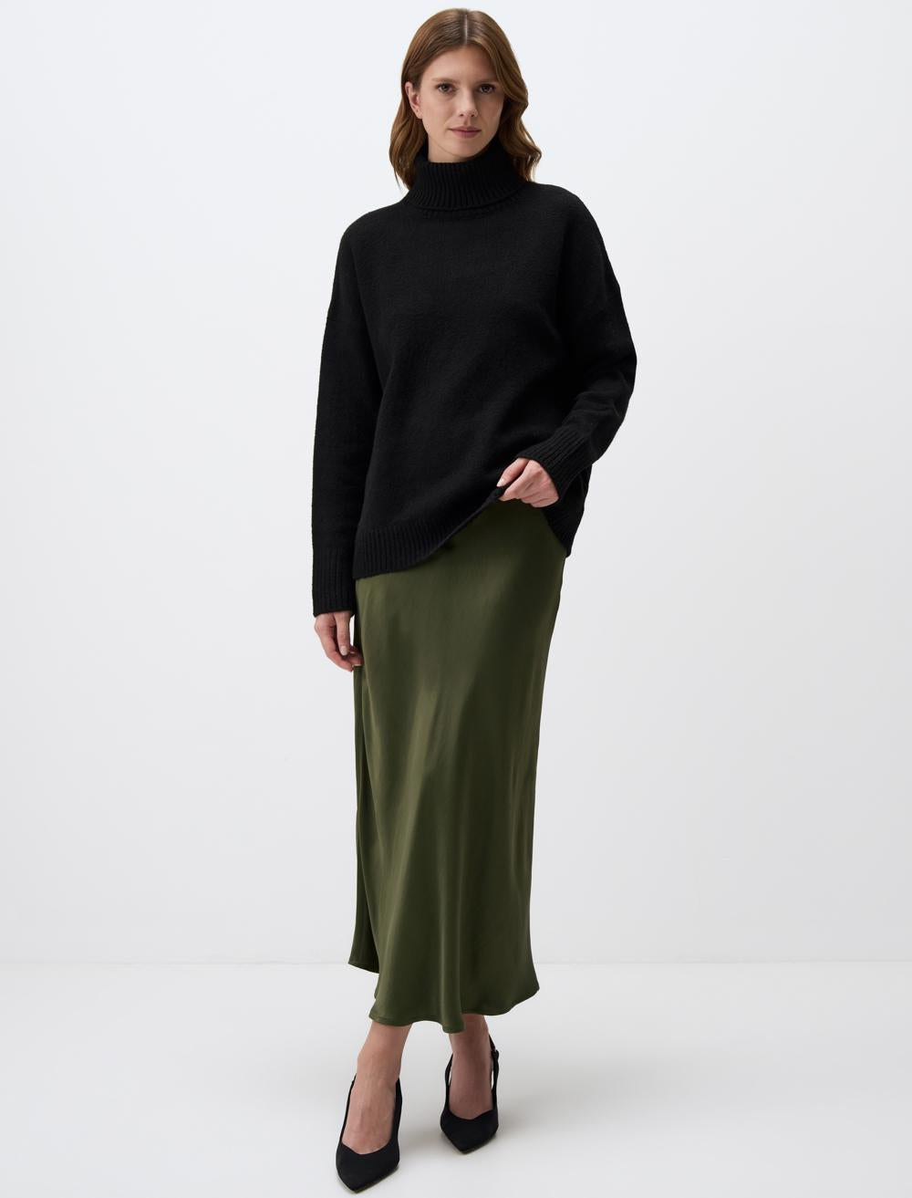 Regular Waist Slim Fit Long Skirt