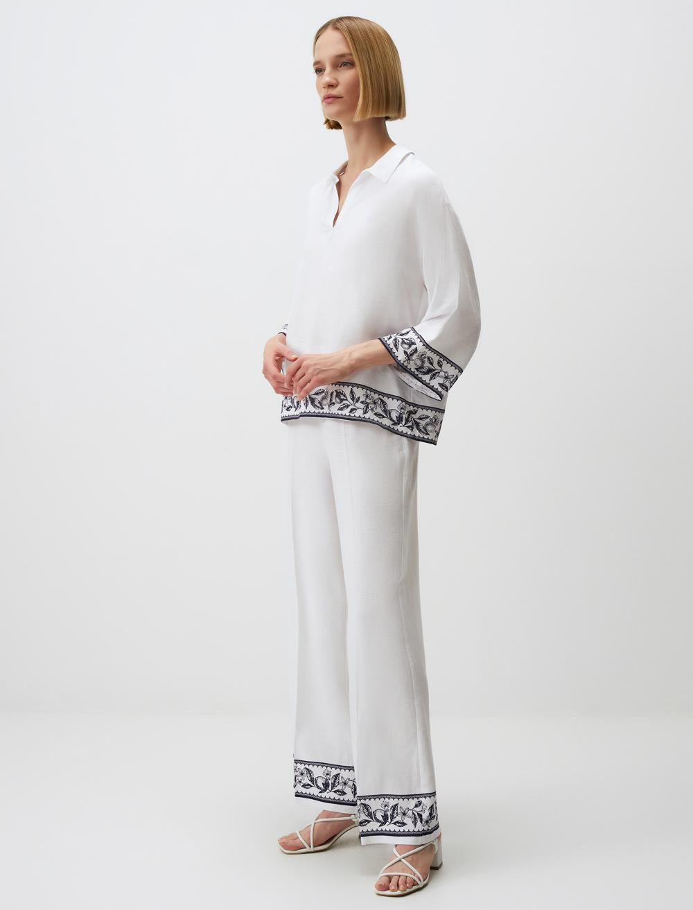 Loose Fit Trousers - 24SP044027