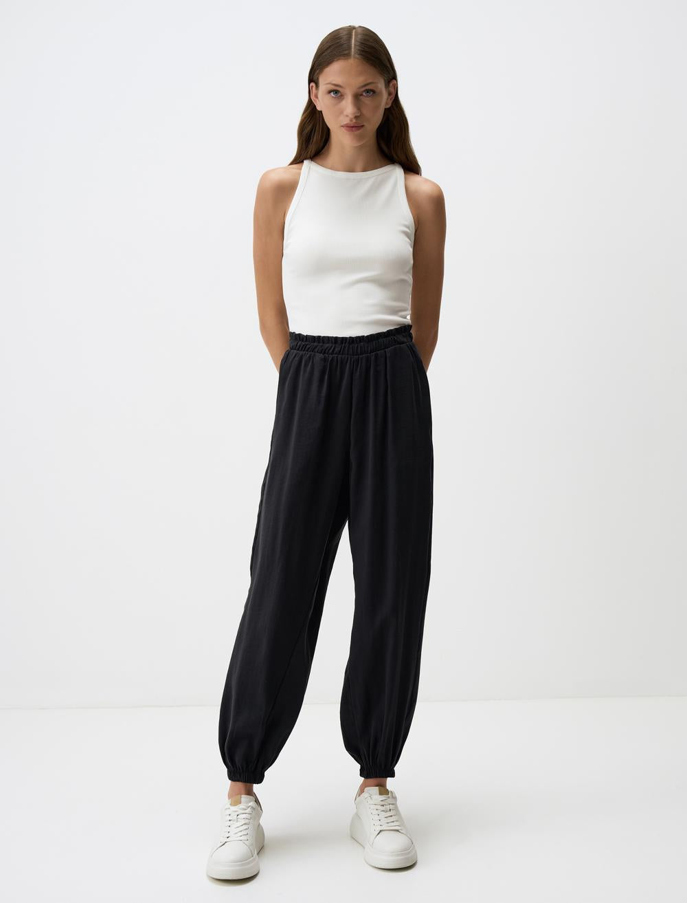 Elastic Waist Narrow Leg Pants with Pockets - Black