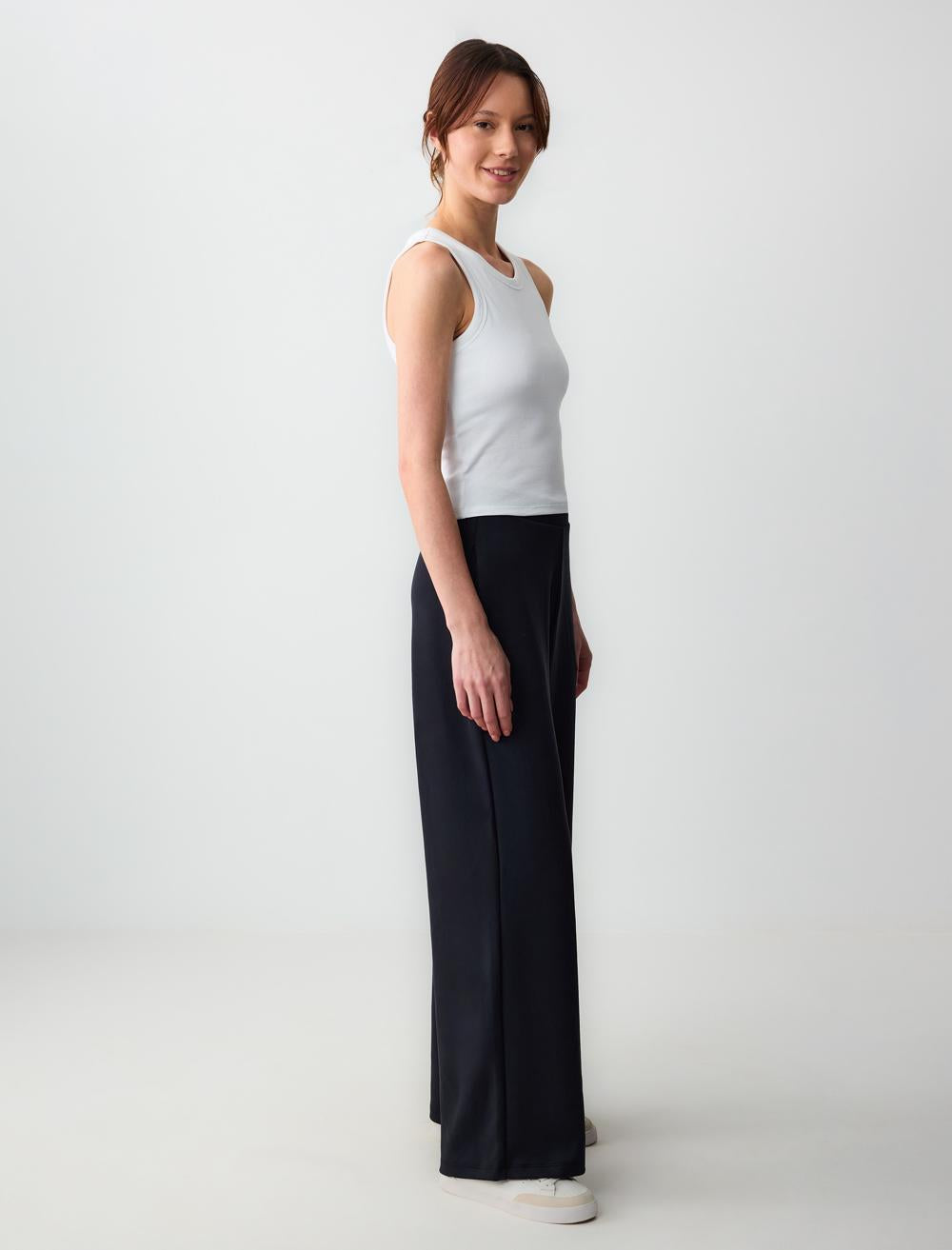 Loose Fit Trousers - Black - 5SW182802900