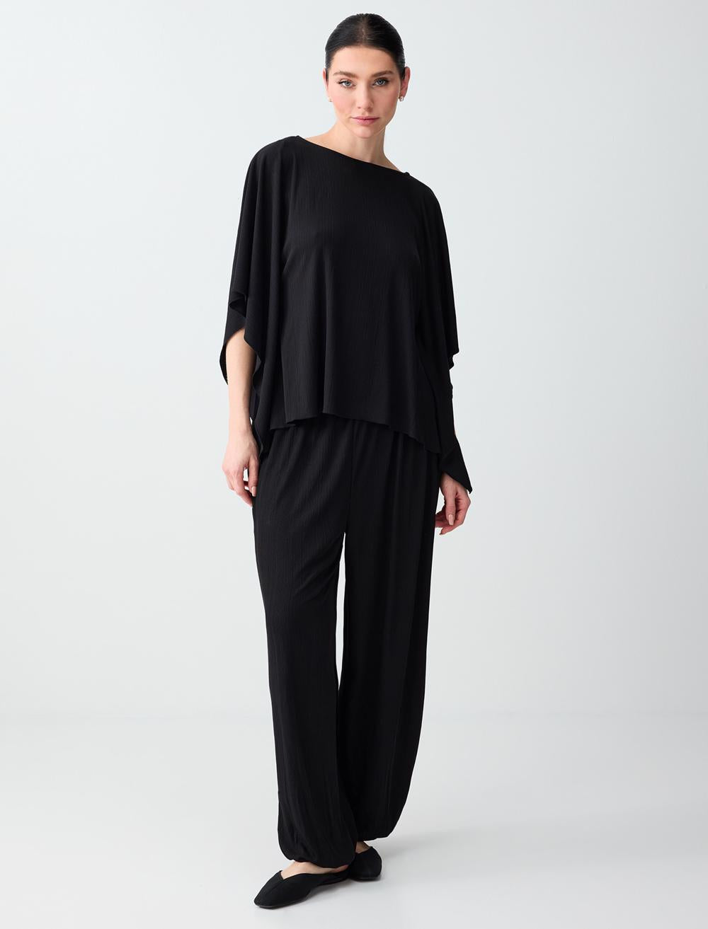 Relaxed Fit Pants - Black