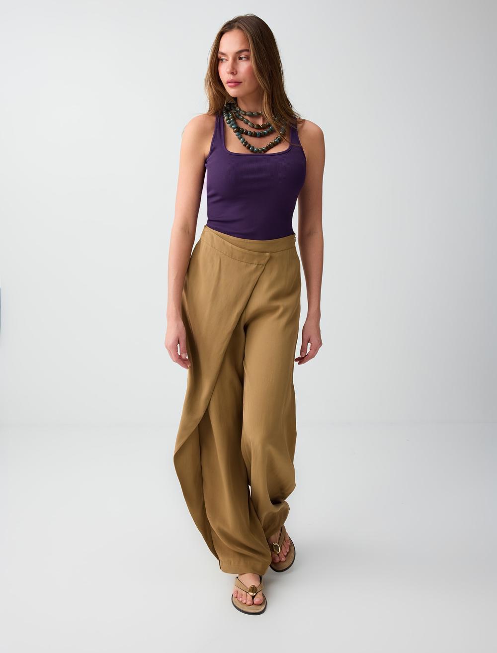 Loose Fit Trousers - Camel - 6SW185645260