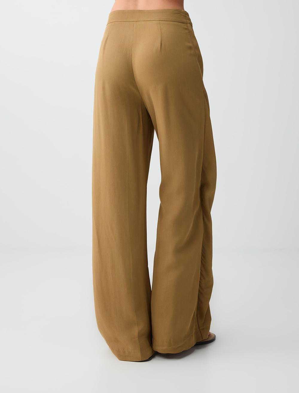 Loose Fit Trousers - Camel - 6SW185645260