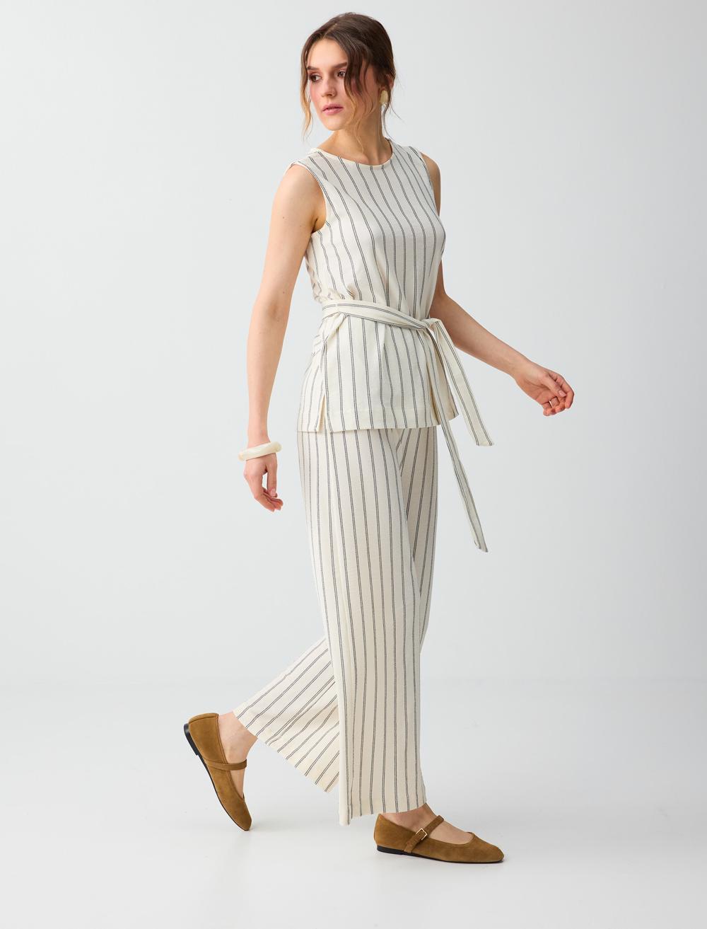 Loose Fit Trousers - Ecru - 6SW186655114