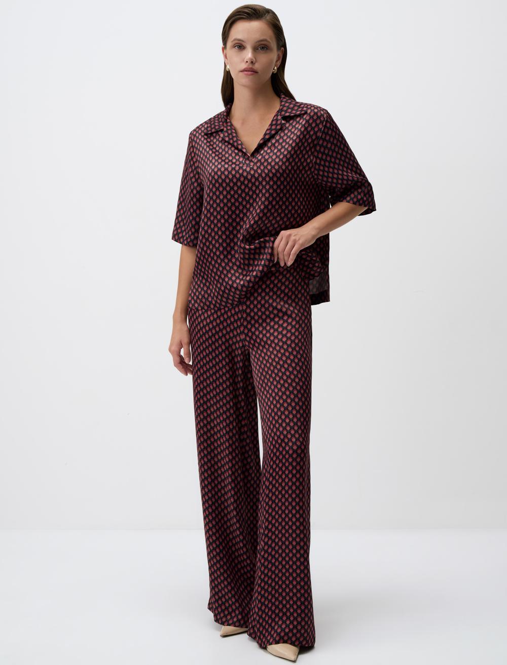 Relaxed Fit Wide Leg Patterned Pants